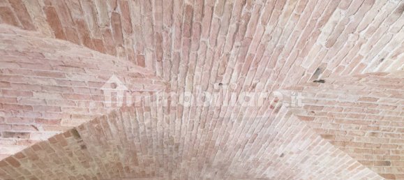 Дом с 8 спальнями в Кьяри, Италия № 121602 4