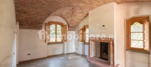 Дом с 8 спальнями в Кьяри, Италия № 121602 13