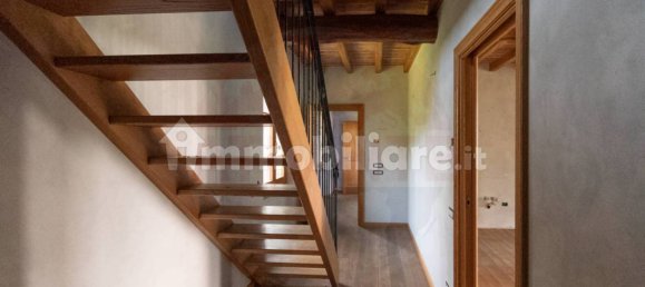 Дом с 8 спальнями в Кьяри, Италия № 121602 26