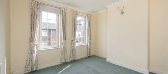 2 bedrooms House in East Sheen, United Kingdom No. 8960 7