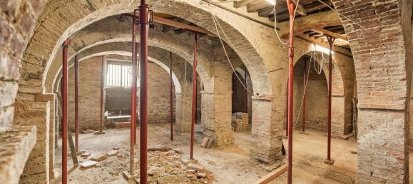 11 bedrooms House in Asciano, Italy No. 57062 27