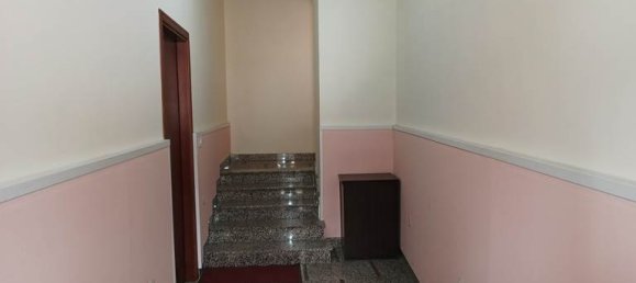 7 bedrooms House in Leonforte, Italy No. 155991 5