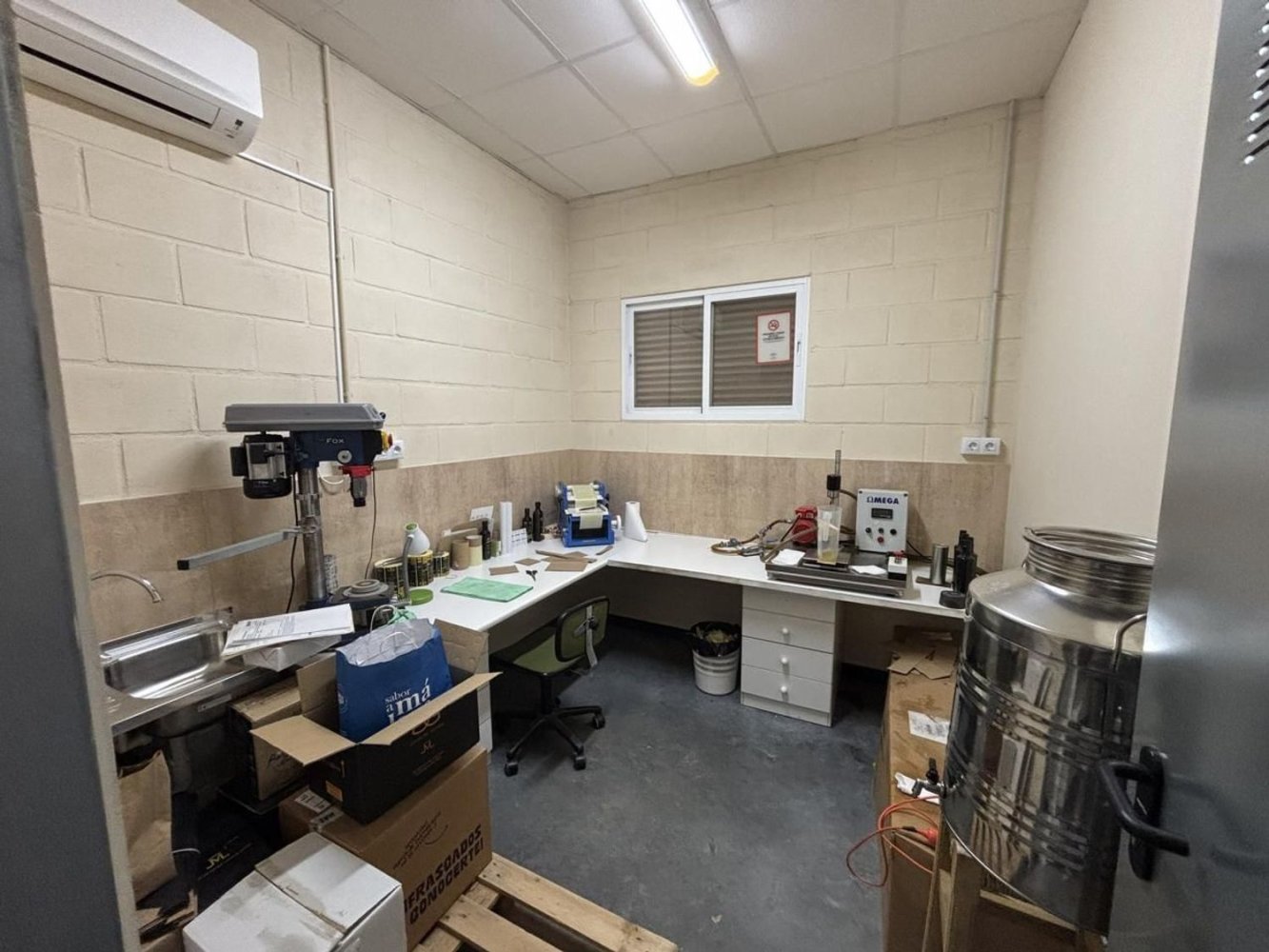 Almacén en Antequera, Spain 156 m² No. 148495