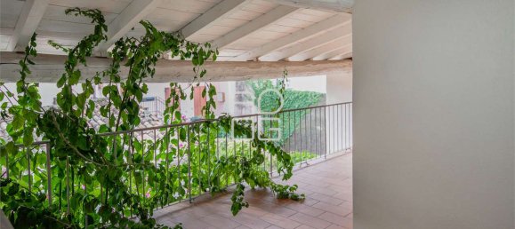 4 Schlafzimmer Haus in San Felice del Benaco, Italy, Nr. 78690 12