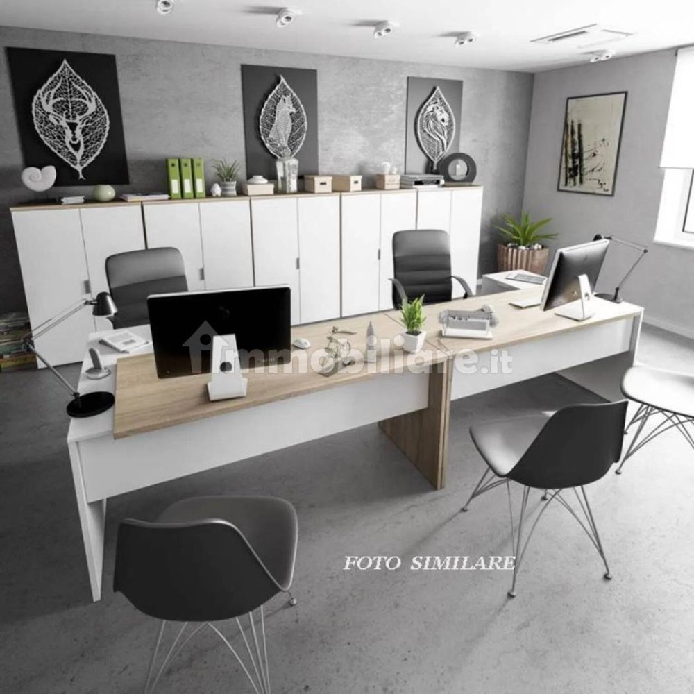 Escritório em Rovato, Italy 70 m² N.º 264780