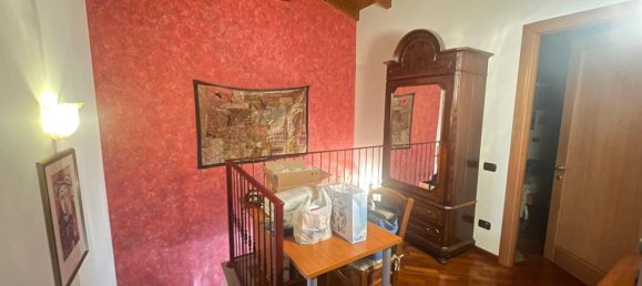 3 bedrooms Villa in Villa Cortese, Italy No. 8985 15