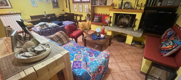 3 bedrooms Villa in Villa Cortese, Italy No. 8985 23