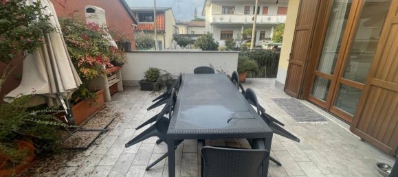 3 bedrooms Villa in Villa Cortese, Italy No. 8985 5