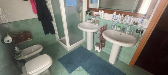 3 bedrooms Villa in Villa Cortese, Italy No. 8985 16