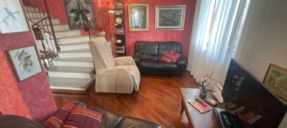 3 bedrooms Villa in Villa Cortese, Italy No. 8985 7