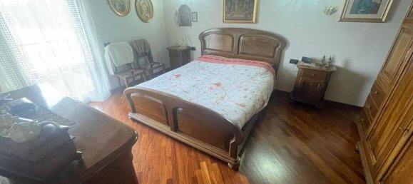 3 bedrooms Villa in Villa Cortese, Italy No. 8985 19