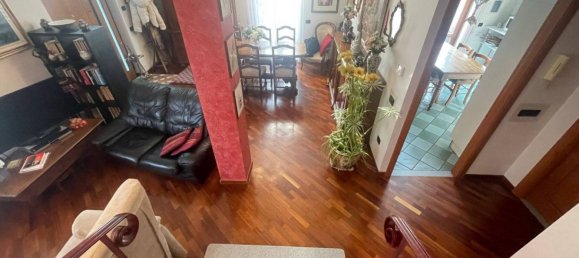 3 bedrooms Villa in Villa Cortese, Italy No. 8985 9