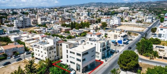 عقار تجاري في Paphos, Cyprus 479متر مربع رقم 4179 2