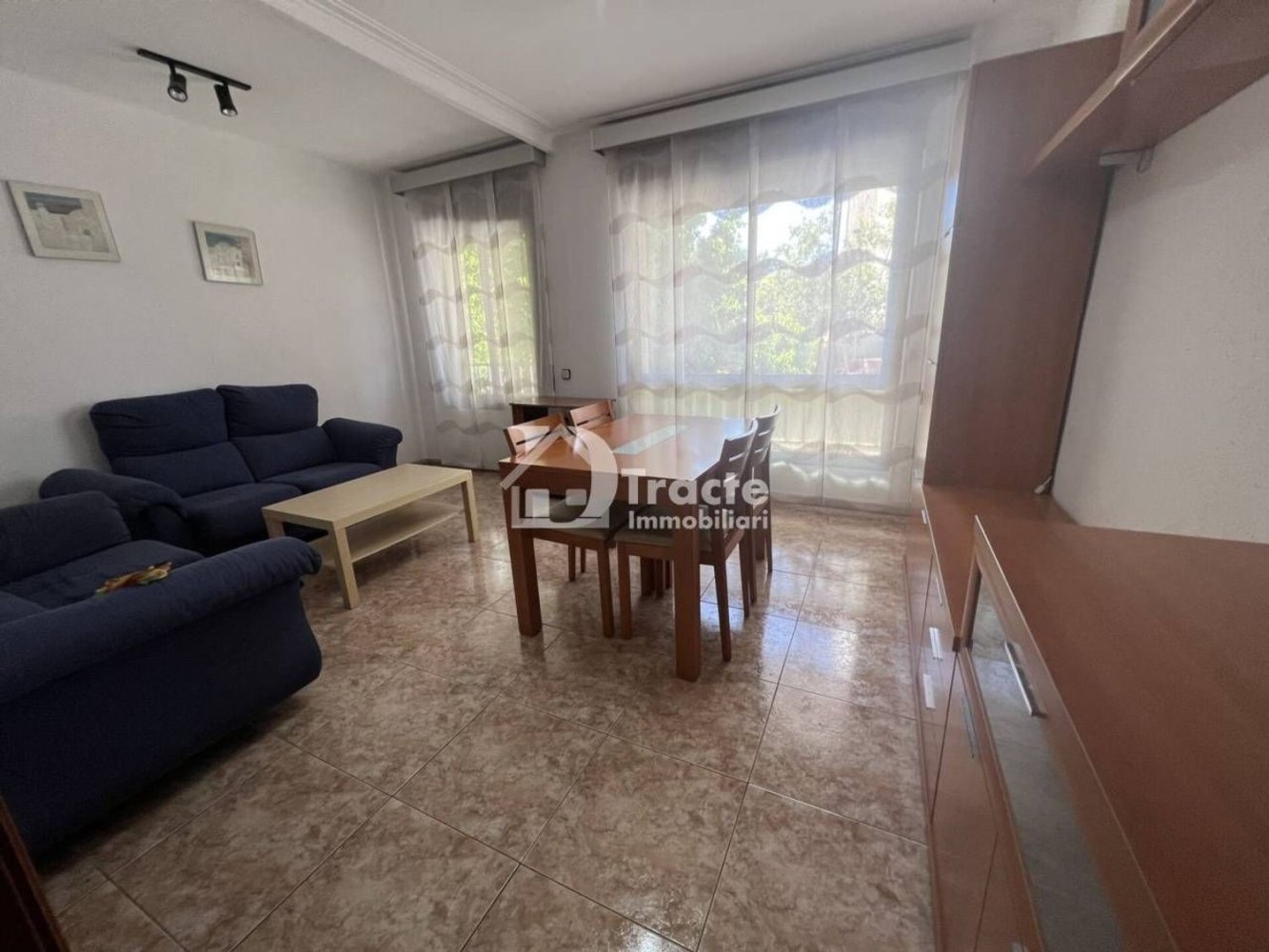 3 Schlafzimmer Wohnung in L'Hospitalet de Llobregat, Spain, Nr. 208966