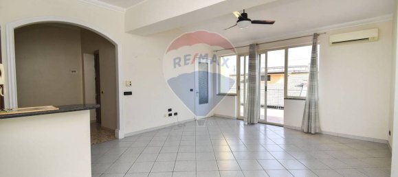 3 Schlafzimmer Wohnung in Paterno, Italy, Nr. 296168 10