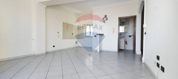 3 Schlafzimmer Wohnung in Paterno, Italy, Nr. 296168 8