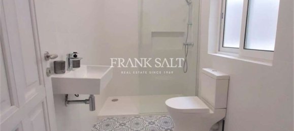 Apartamento de 3 dormitorios en Fontana, Malta No. 5861 27