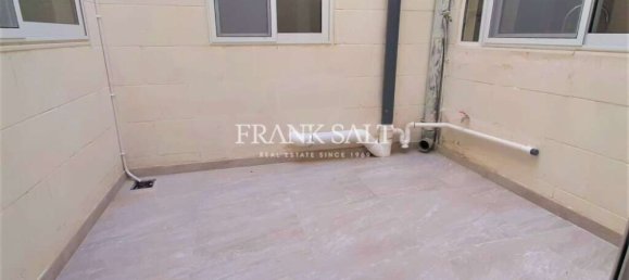 Apartamento de 3 dormitorios en Fontana, Malta No. 5861 26
