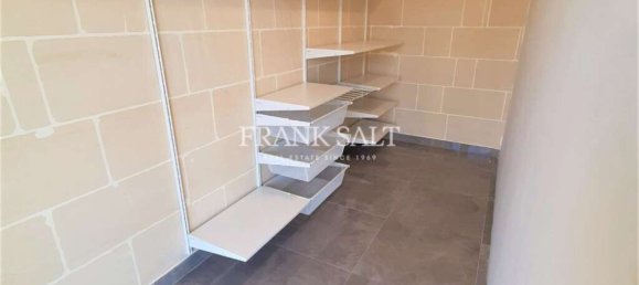 Apartamento de 3 dormitorios en Fontana, Malta No. 5861 16