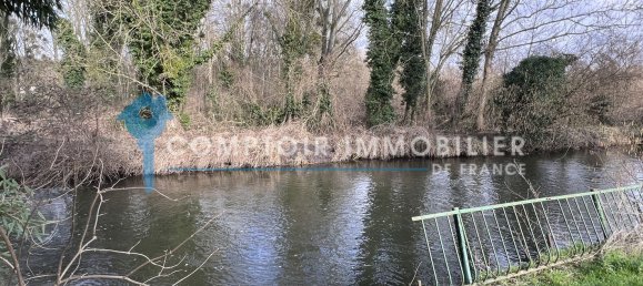 1062m² Land in Vayres-sur-Essonne, France No. 183057 2