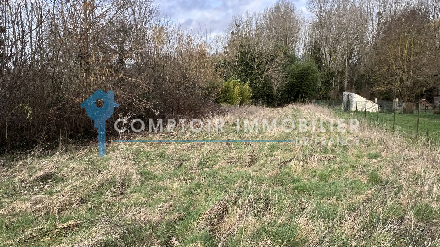 1062m² Land in Vayres-sur-Essonne, France No. 183057