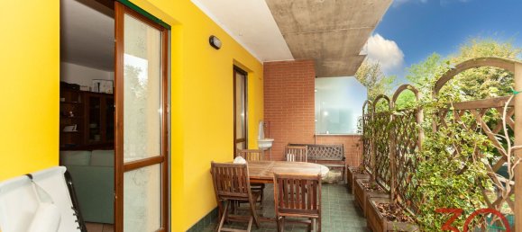 Квартира с 2 комнатами в Традате, Италия № 283231 13