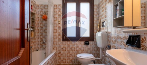 5 rooms Villa in Maracalagonis, Italy No. 21973 21