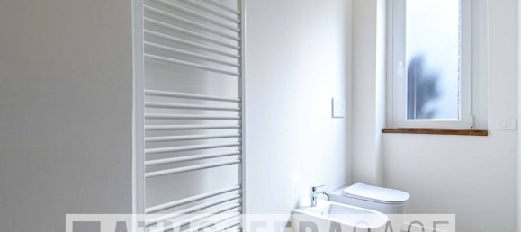 3 rooms Apartment in Bergamo, Italy No. 276492 16