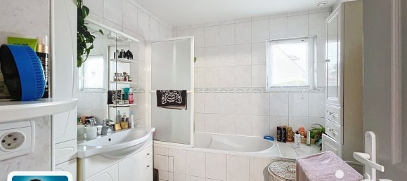 Casa de 5 dormitorios en Maintenon, France No. 50010 12