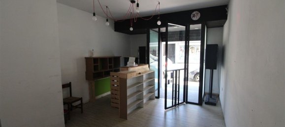 2 rooms Commercial property in Florence, Italy No. 151325 5