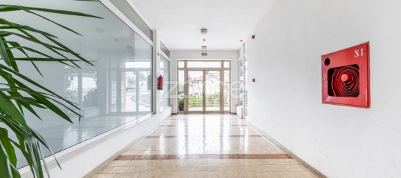 17m² Commercial property in Sobreira, Portugal No. 50556 3