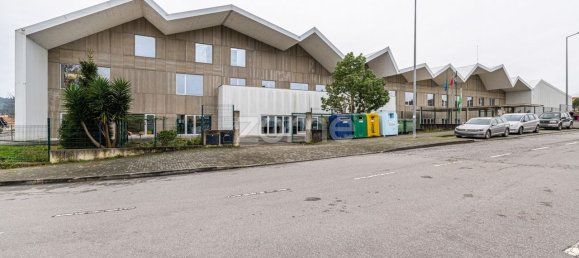 17m² Commercial property in Sobreira, Portugal No. 50556 25