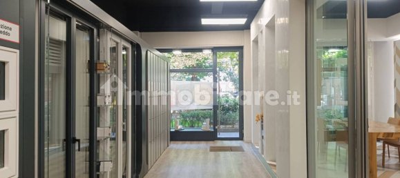 Imóvel comercial em Turin, Italy 270 m² N.º 375271 2