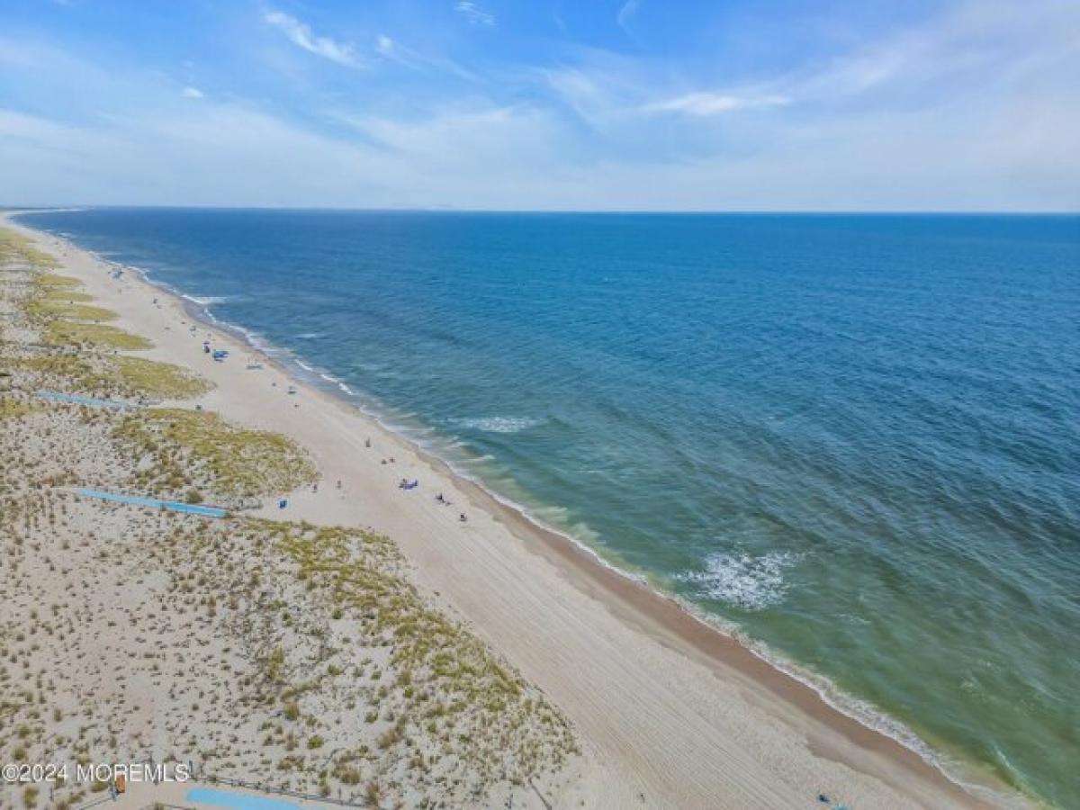  Land in Harvey Cedars, USA No. 474063