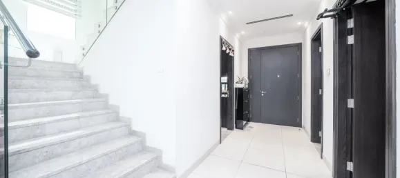 Villa de 3 dormitorios en Dubai, UAE No. 108378 6