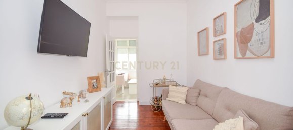 2 bedrooms Apartment in Lisbon, Portugal No. 10682 7