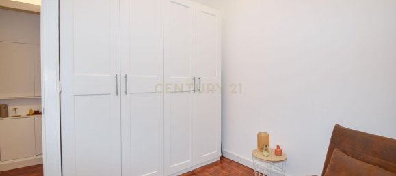 2 bedrooms Apartment in Lisbon, Portugal No. 10682 13