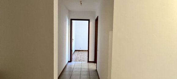 Apartamento de 2 dormitorios en Saint-Avold, France No. 152850 8