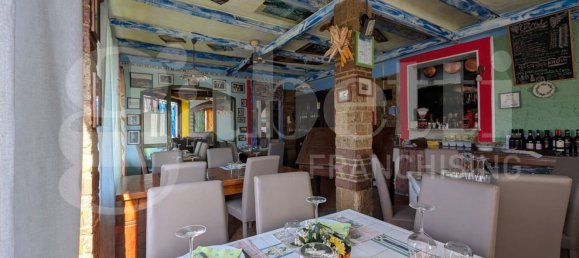 220m² Building in Bacoli, Italy No. 135377 6