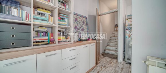 3 bedrooms Apartment in Somma Lombardo, Italy No. 361302 6