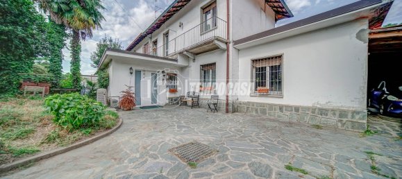 3 bedrooms Apartment in Somma Lombardo, Italy No. 361302 47