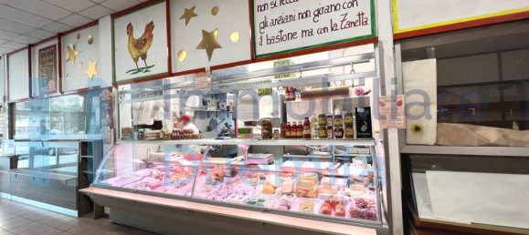 Imóvel comercial de 1 divisão em Bologna, Italy N.º 163406 3