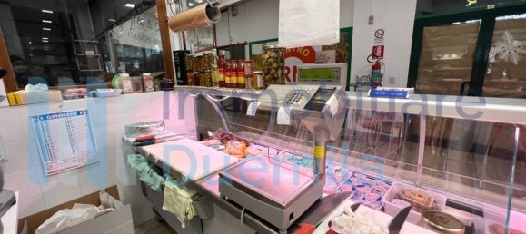 Imóvel comercial de 1 divisão em Bologna, Italy N.º 163406 11