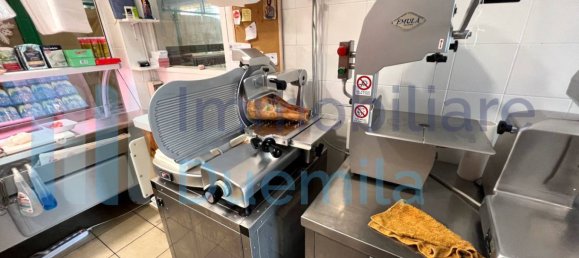 Imóvel comercial de 1 divisão em Bologna, Italy N.º 163406 15