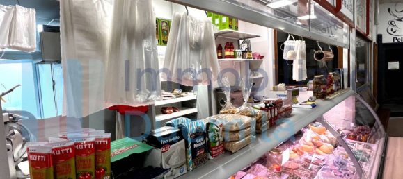 Imóvel comercial de 1 divisão em Bologna, Italy N.º 163406 7