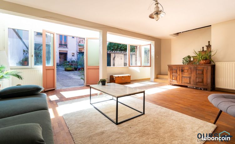 2 غرف نوم منزل في Saint-Denis, France رقم 359284