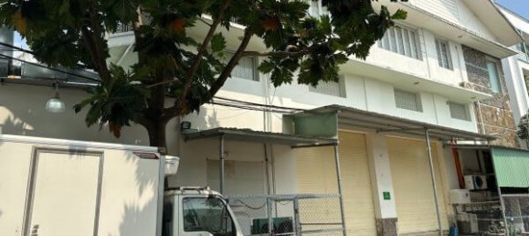 300m² Villa in District 7, Vietnam No. 7600 2