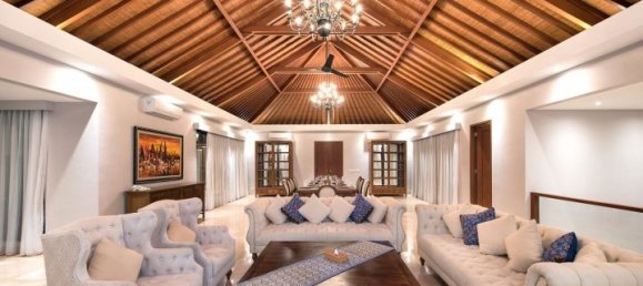 5 bedrooms Villa in South Kuta, Indonesia No. 2907 4