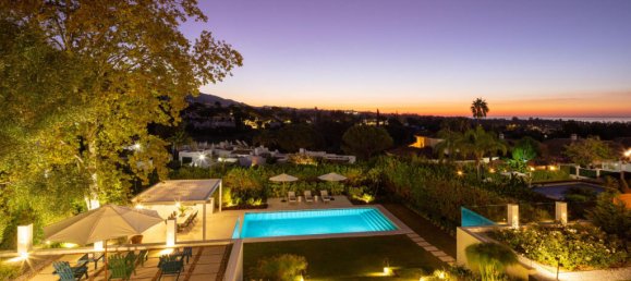 6 bedrooms Villa in Marbella, Spain No. 20484 10