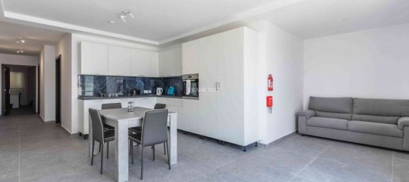 2 bedrooms Apartment in Saint Julian's, Malta No. 7141 13